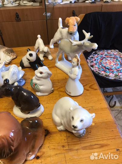 Фарфоровые статуэтки