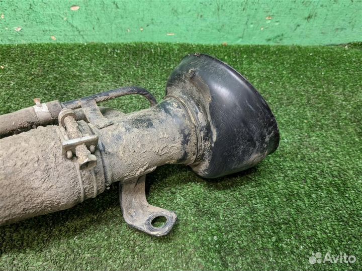 Горловина топливного бака Nissan Terrano 2 (R20)