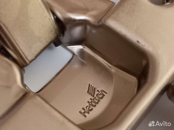 Петля мебельная hettich