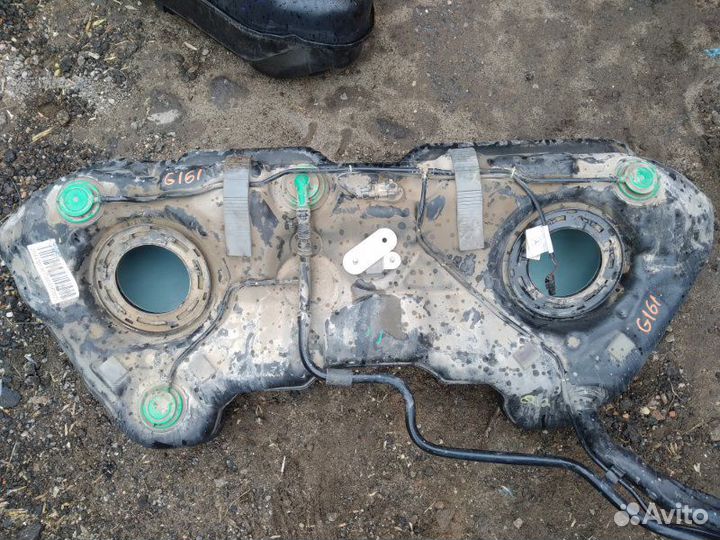 Топливный бак Mercedes-Benz C300 W204 272.947 2009