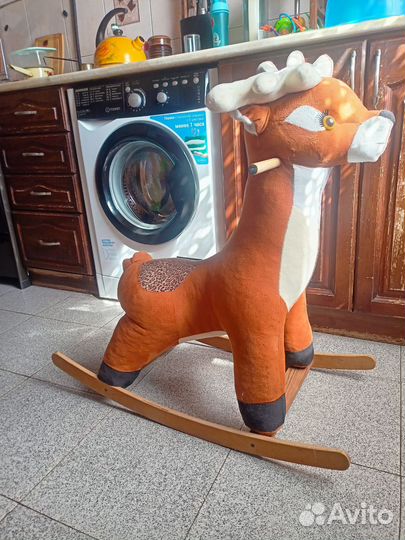 Детская качалка лошадь
