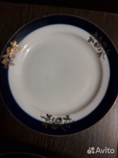 Тарелки, блюдца