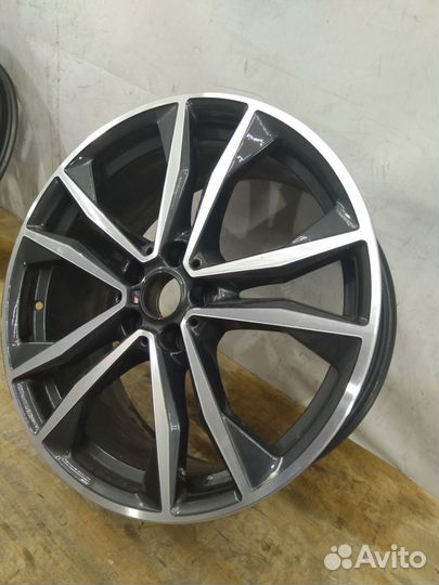 Диск литой BMW X1 F48 M R19 M715