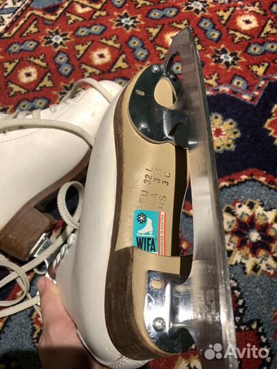 Коньки фигурные р. 32