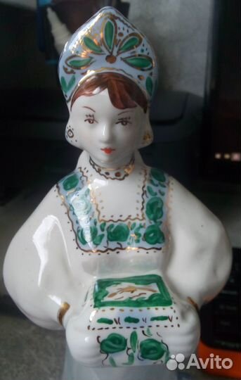 Хозяйка медной горы Сысерть статуэтка фарфор