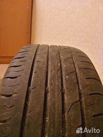 Continental ContiPremiumContact 2 215/55 R16
