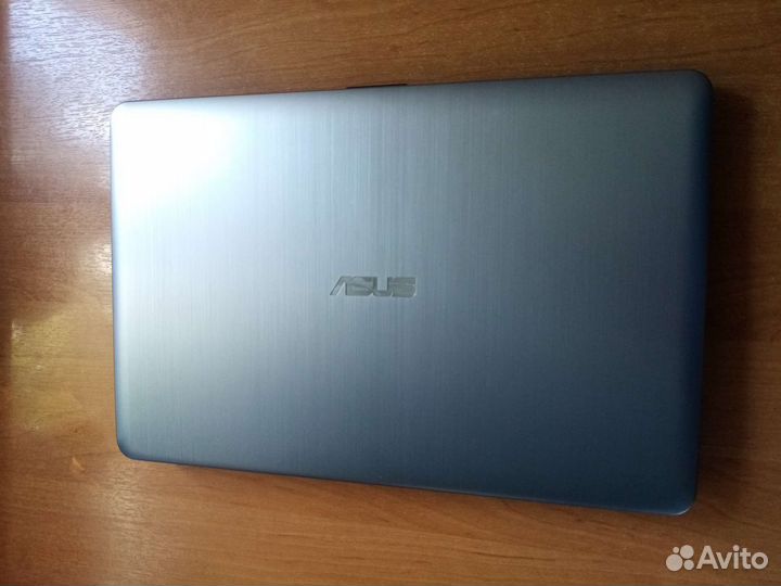 Ноутбук asus X540Y