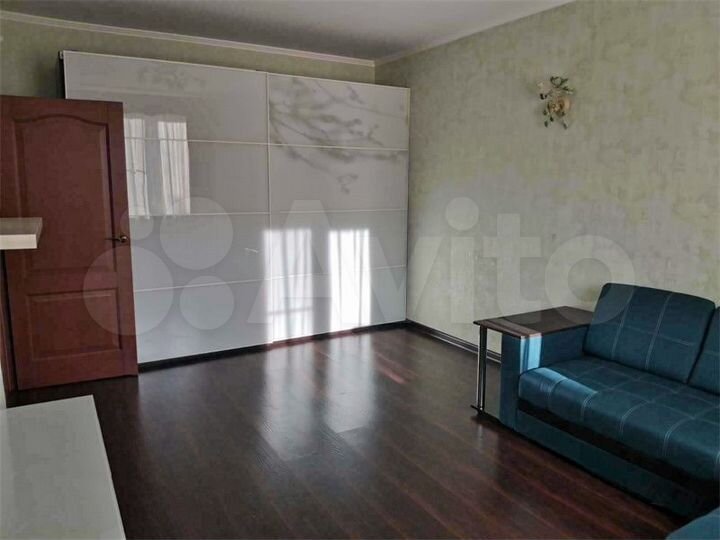 2-к. квартира, 58 м², 4/6 эт.