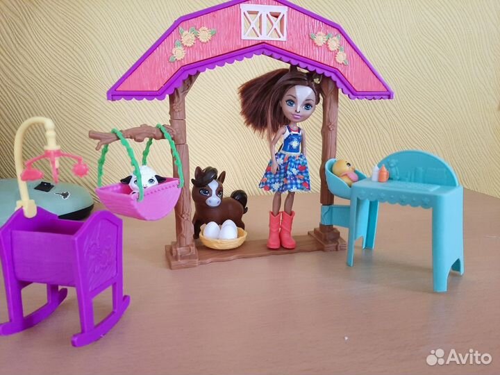 Enchantimals - наборы Мишка с кроваткой и Ферма