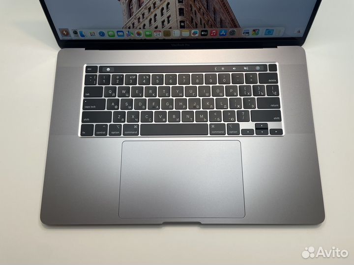 Новый macbook pro 16 2019 i9/32Gb 48 циклов