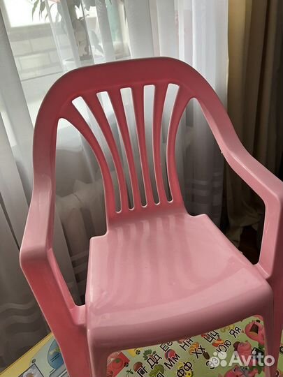 Продам детский стол