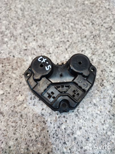 Моторчик привода зеркала Mazda CX-5 ke