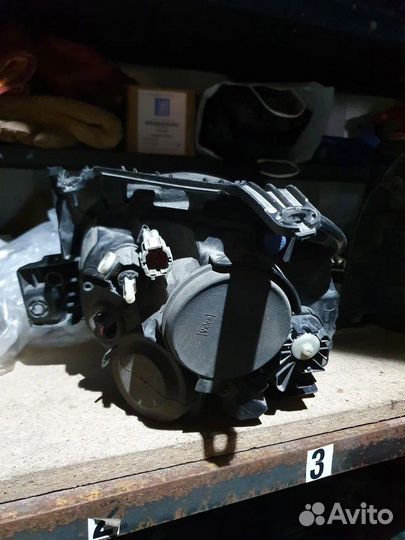 Фара правая ниссан жук рестайлинг дефект корпуса