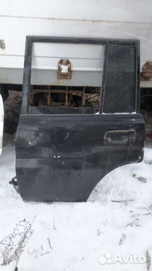 Дверь pajero io pinin задняя левая