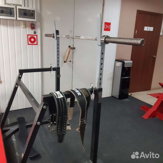 Стойки для приседаний