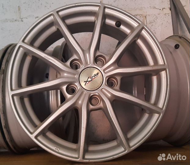 Литые диски R15
