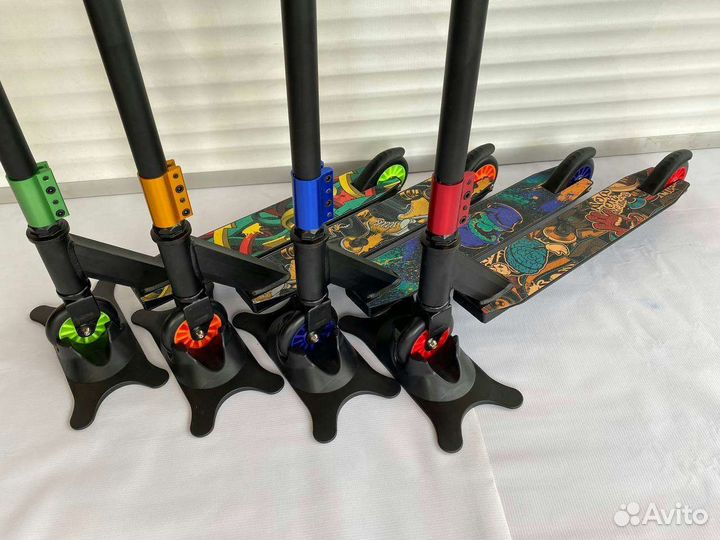 Трюковой самокат новый