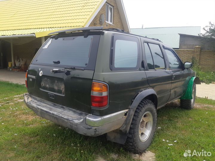 Nissan панфайдер