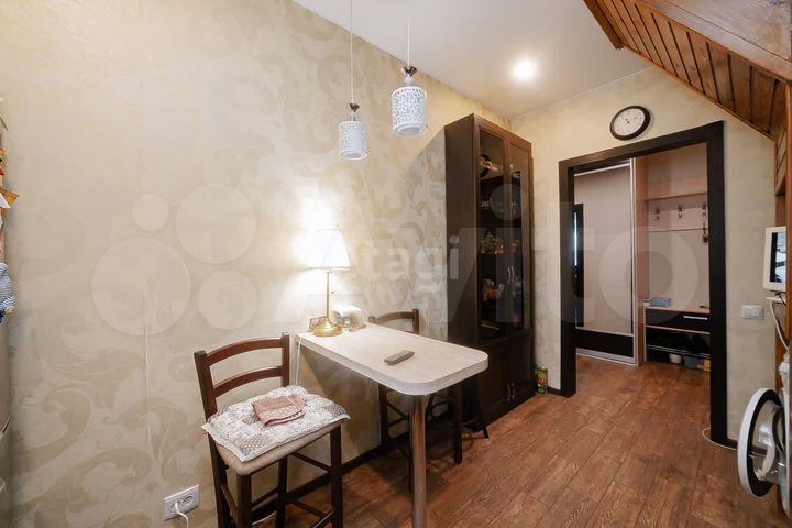 2-к. квартира, 60 м², 3/3 эт.