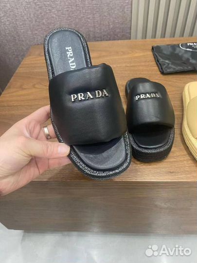 Свбо Prada женские