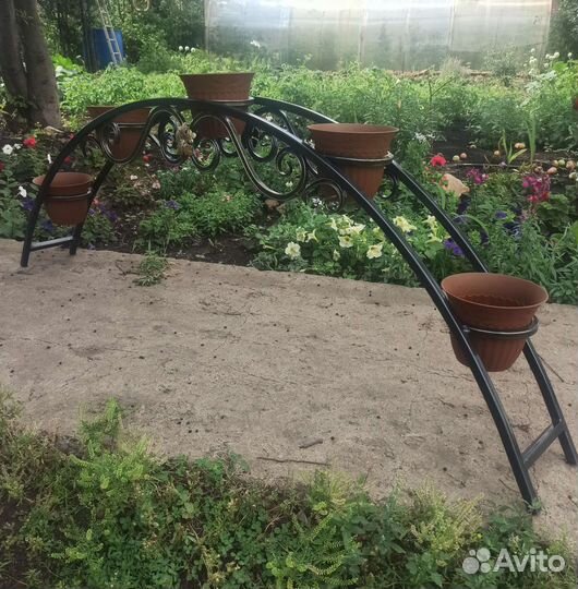 Подставка для цветов