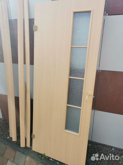 Двери межкомнатные б/у