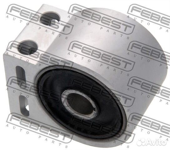 Сайлентблок задний переднего рычага с кронштейном