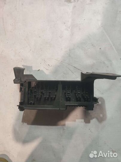 Блок предохранителей задний Mercedes W164