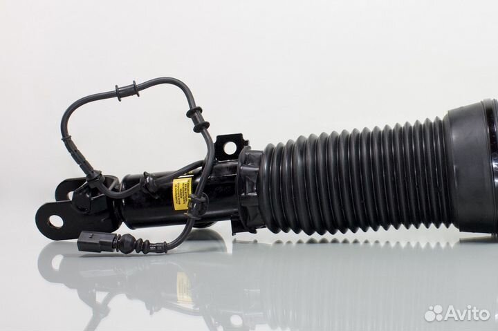 Передняя пневмостойка Hyundai Equus