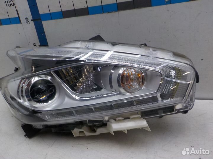 Фара правая Nissan Murano (Z52) 2014