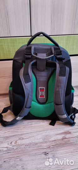 Школьный рюкзак