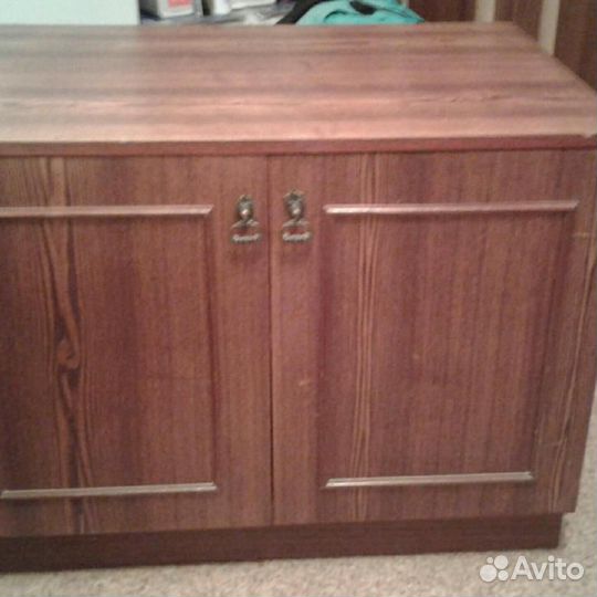 Тумба 88 х 67 с двумя отделениями