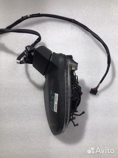 Зеркало левое Audi A4 B9 2015