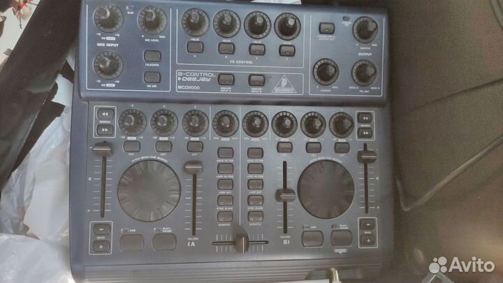 Dj контроллер Behringer bcd2000