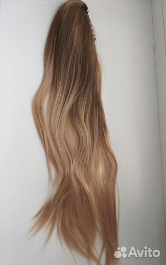 Волосы на заколке искуственные