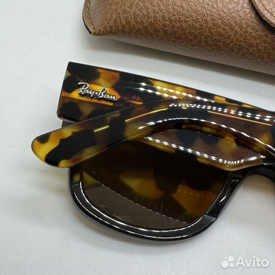 Солнцезащитные очки ray ban mega wayfarer