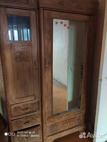 Шкаф сервант