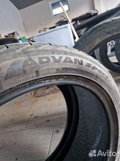 Yokohama Advan Sport V105 285/40 R21 и 315/35 R21 109Y