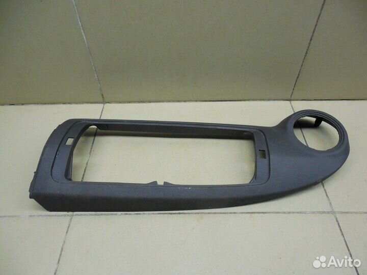 Накладка (кузов внутри) Sandero 2009-2014