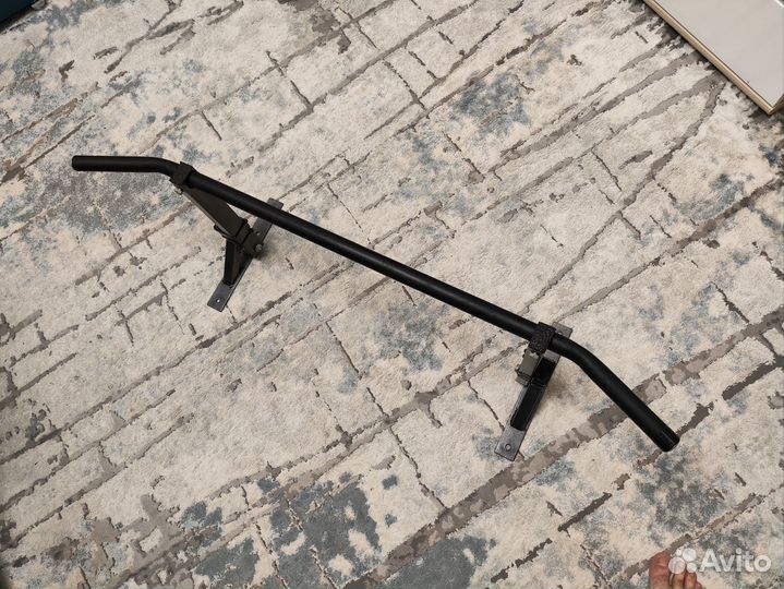 Турник настенный складной