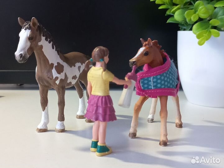 Фигурки лошадей schleich