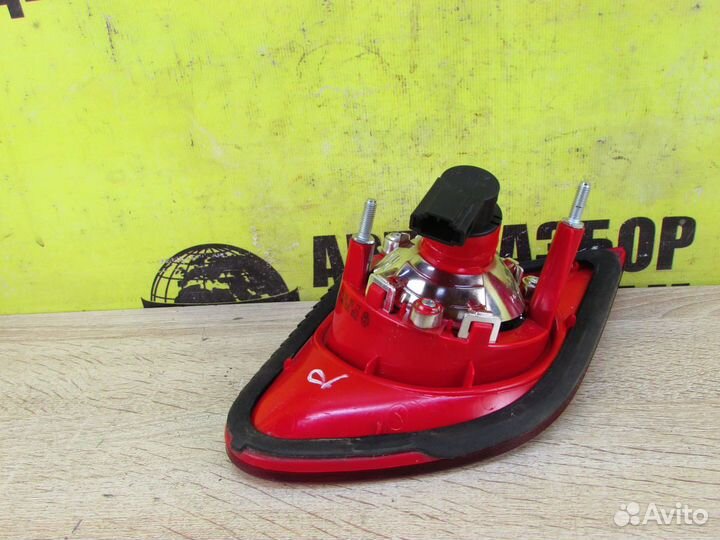 Фонарь правый внутренний VW Passat B6/ Пассат Б6