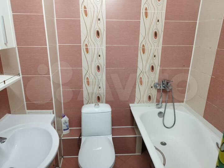 1-к. квартира, 42 м², 1/5 эт.