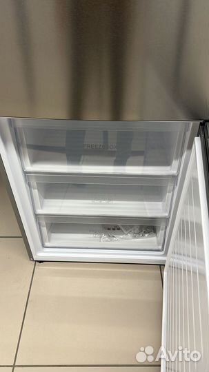 Новый Холодильник-морозильник Haier c4f744cmg