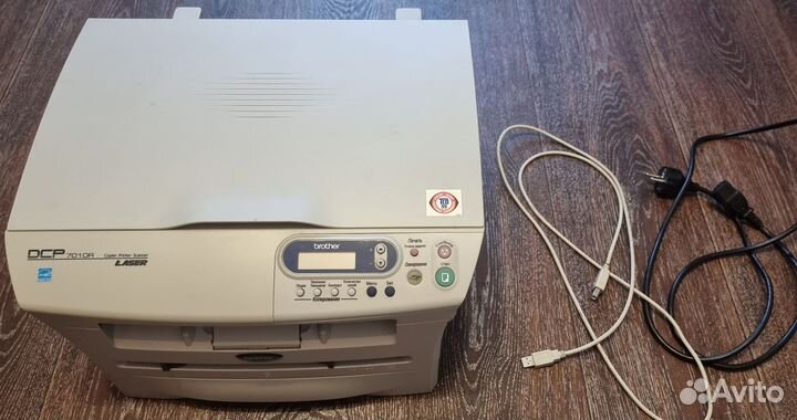 Принтер лазерный мфу Brother DCP 7010R