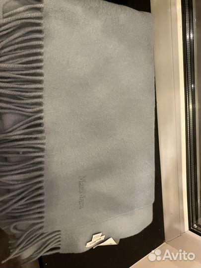 Палантин Max mara