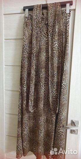 Платье леопардовое river island 44