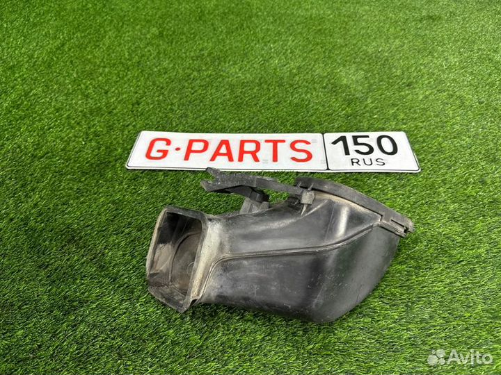 Воздухозаборник передний левый Bmw 7 E66 N62B44