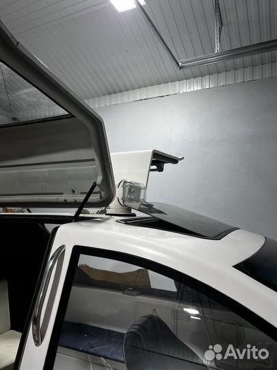 Christy Hovercraft 6143