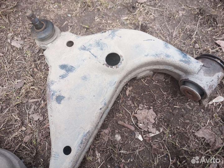 Рычаги подвески на Тойота фортунер